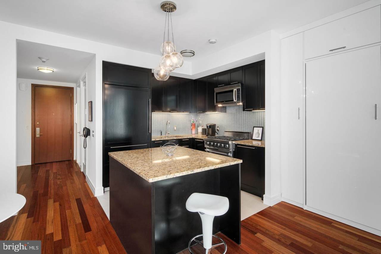 1414 Penn Square - Photo 1 1414 Penn Square - Photo 1