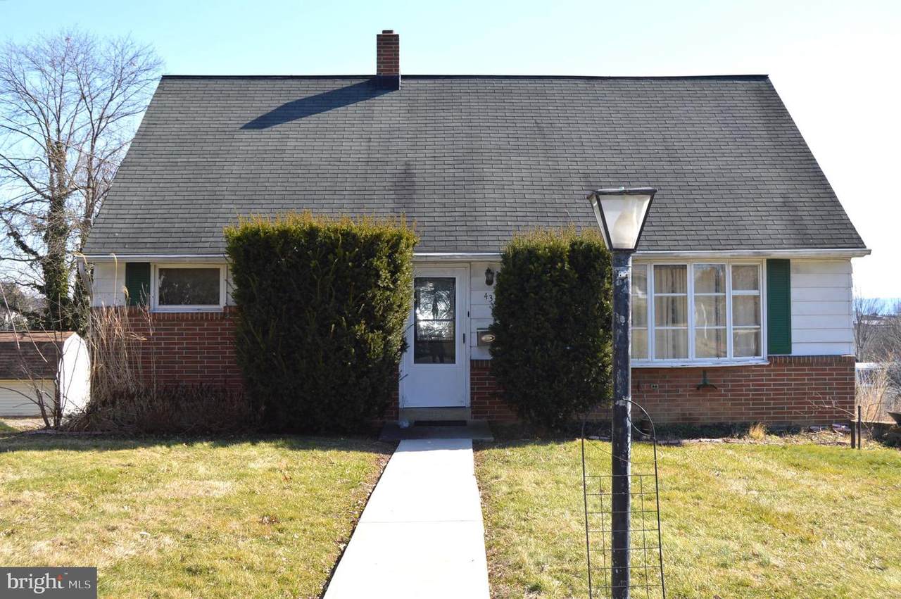 432 Maple Street - Photo 1