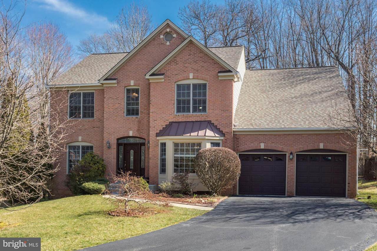 8813 Woodland Meadows Court - Photo 1