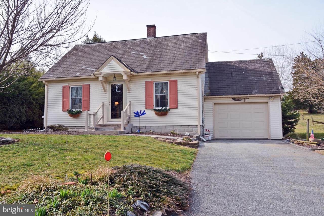 18 Benedict Road - Photo 1