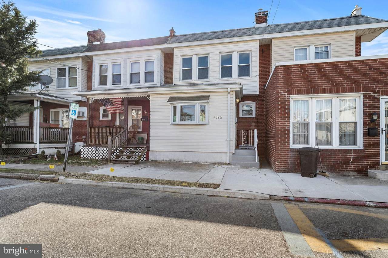 1560 Huddle Avenue - Photo 1 1560 Huddle Avenue - Photo 1