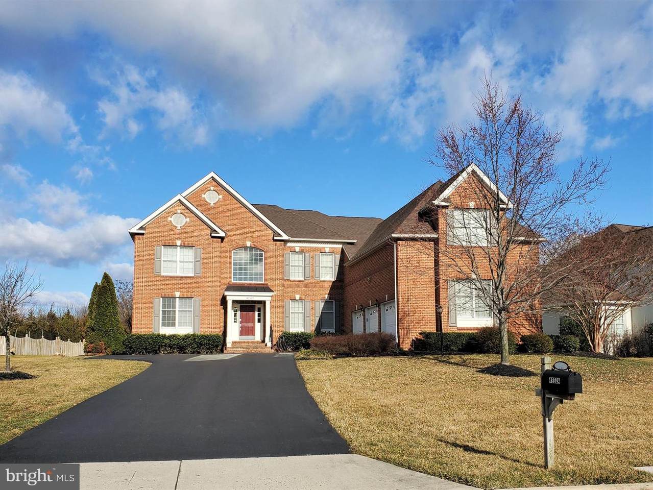 42524 Flemming Drive - Photo 1