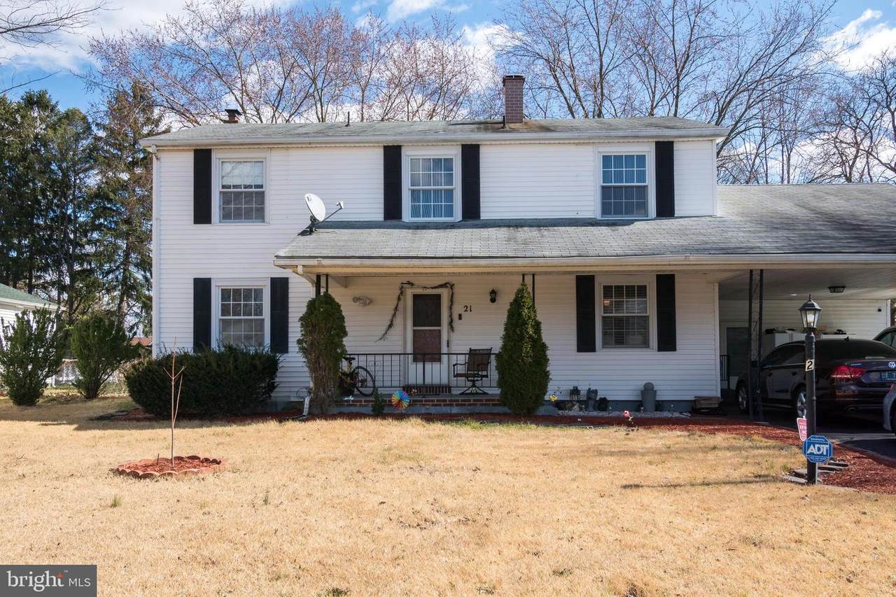 21 Tudor Court - Photo 1