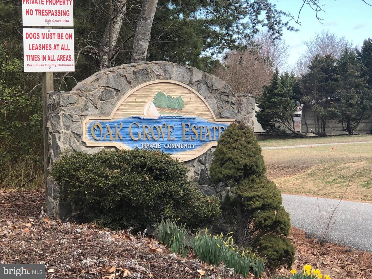 Brounaugh Lane - Photo 1