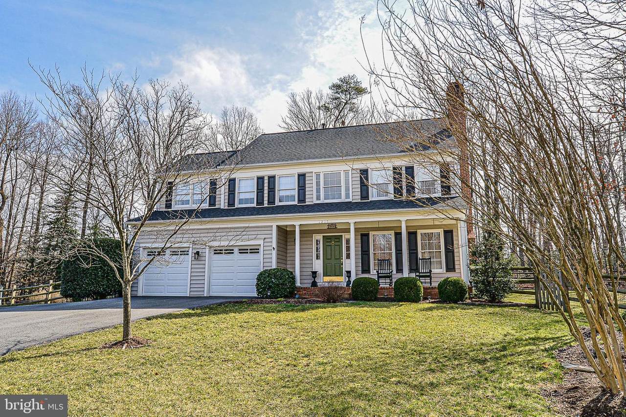 9215 Davis Drive - Photo 1