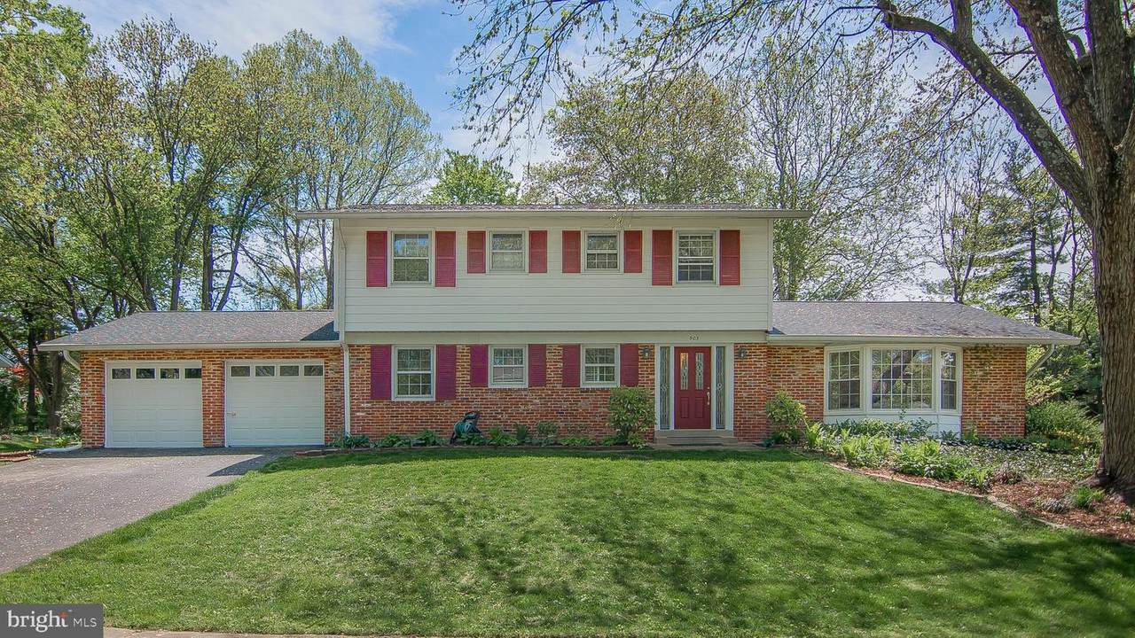 903 Westwood Drive - Photo 1