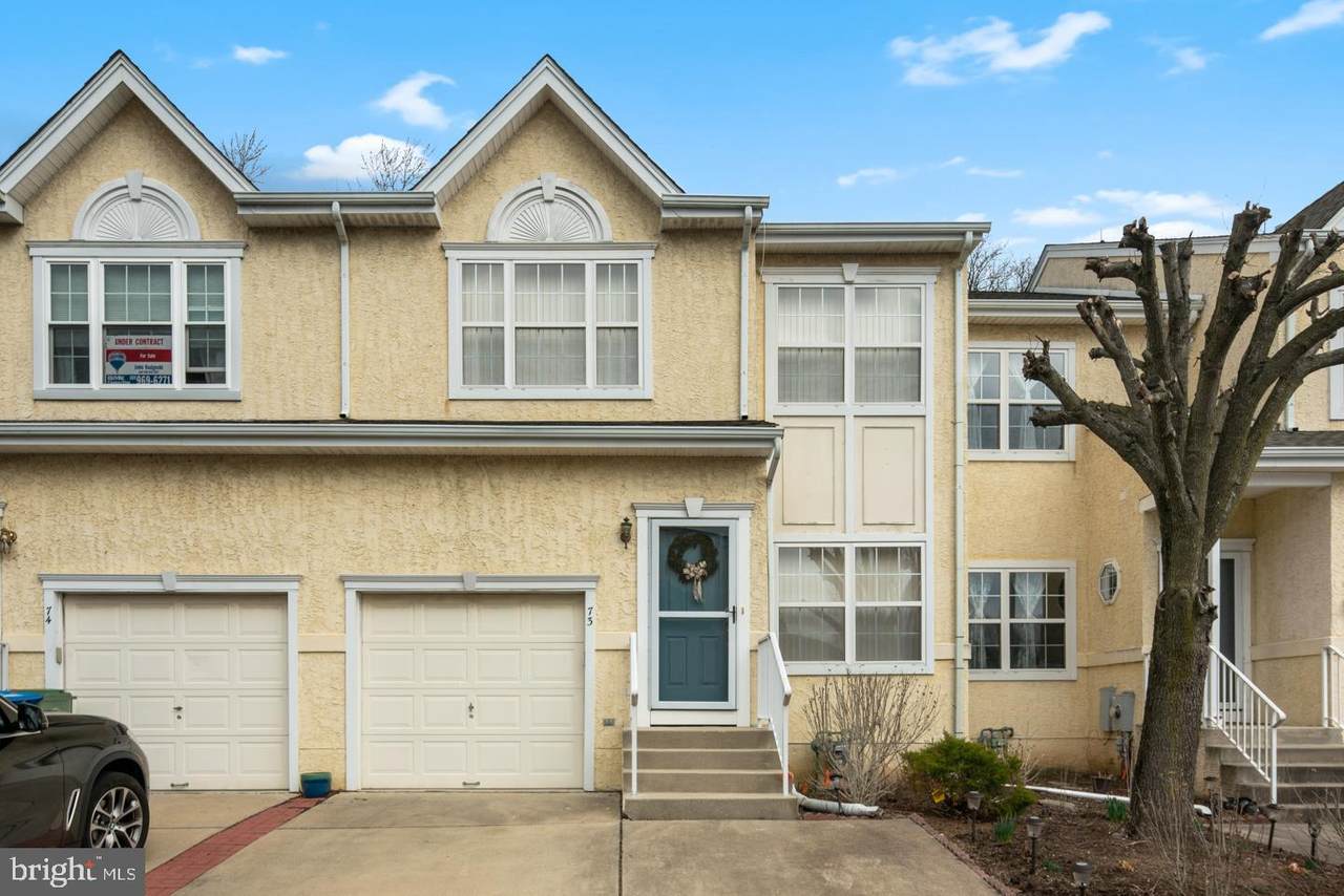 73 Versailles Boulevard - Photo 1
