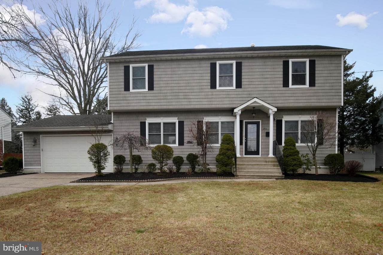1911 Arena Drive - Photo 1