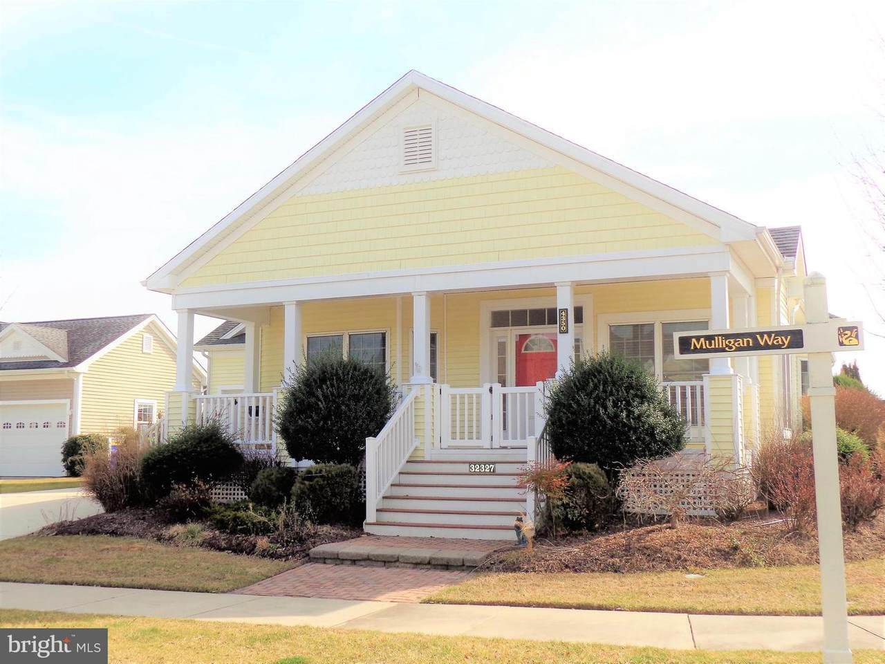 32327 Mulligan Way - Photo 1