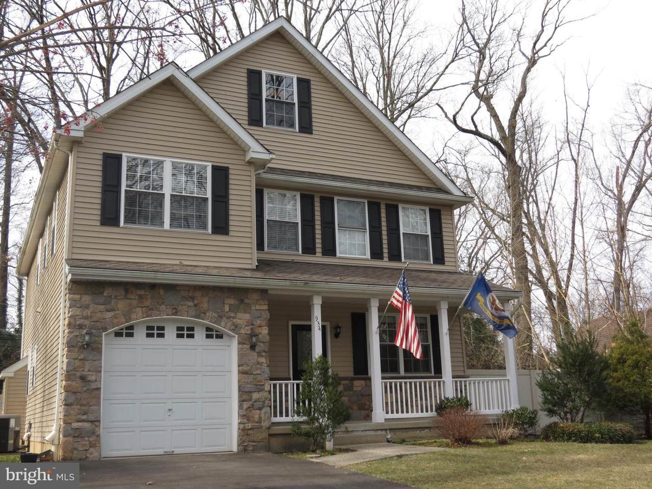 934 Kirkwood Avenue - Photo 1