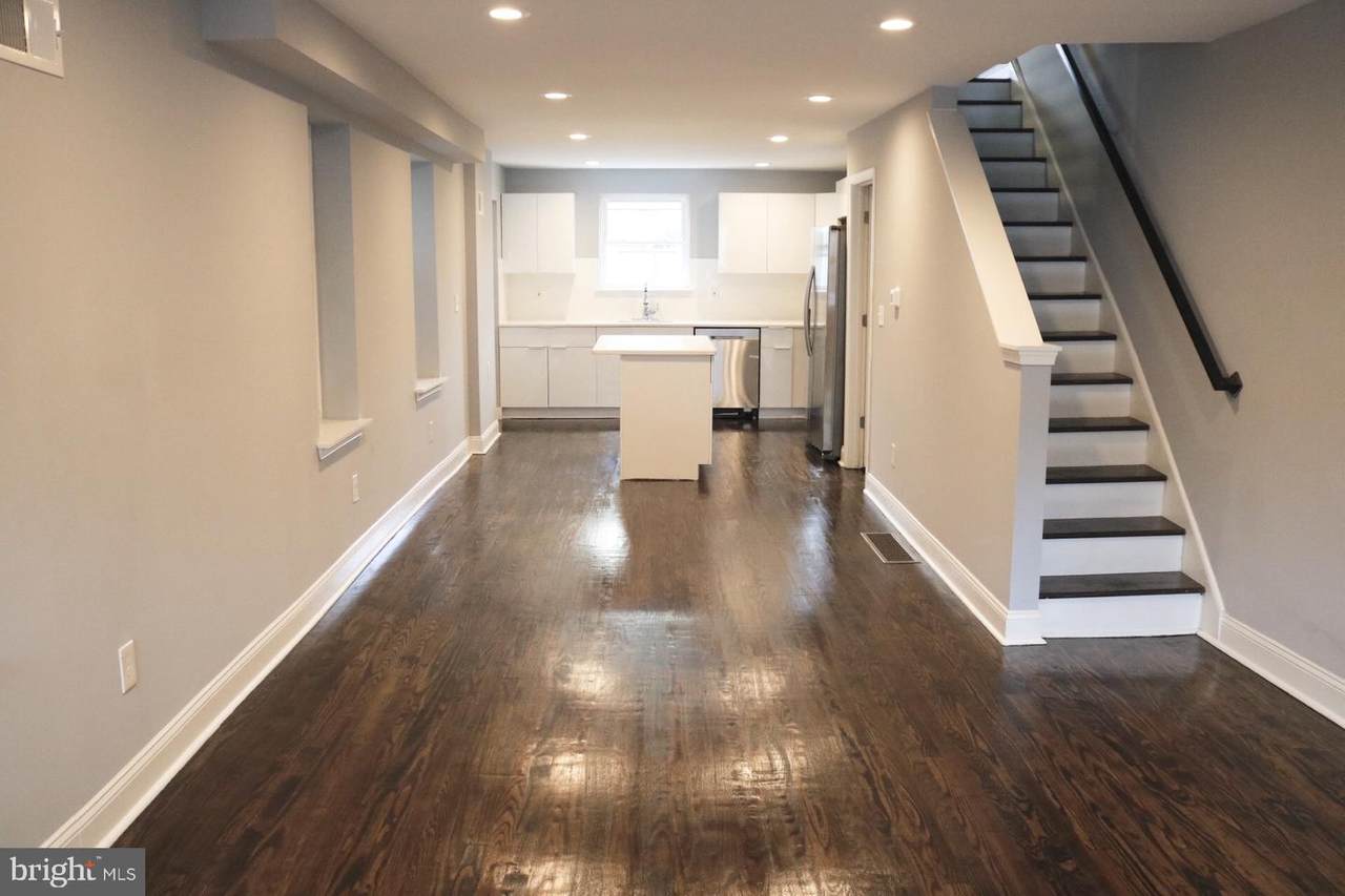 2317 Hagert Street - Photo 1