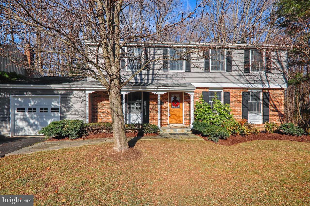 1337 Crockett Lane - Photo 1