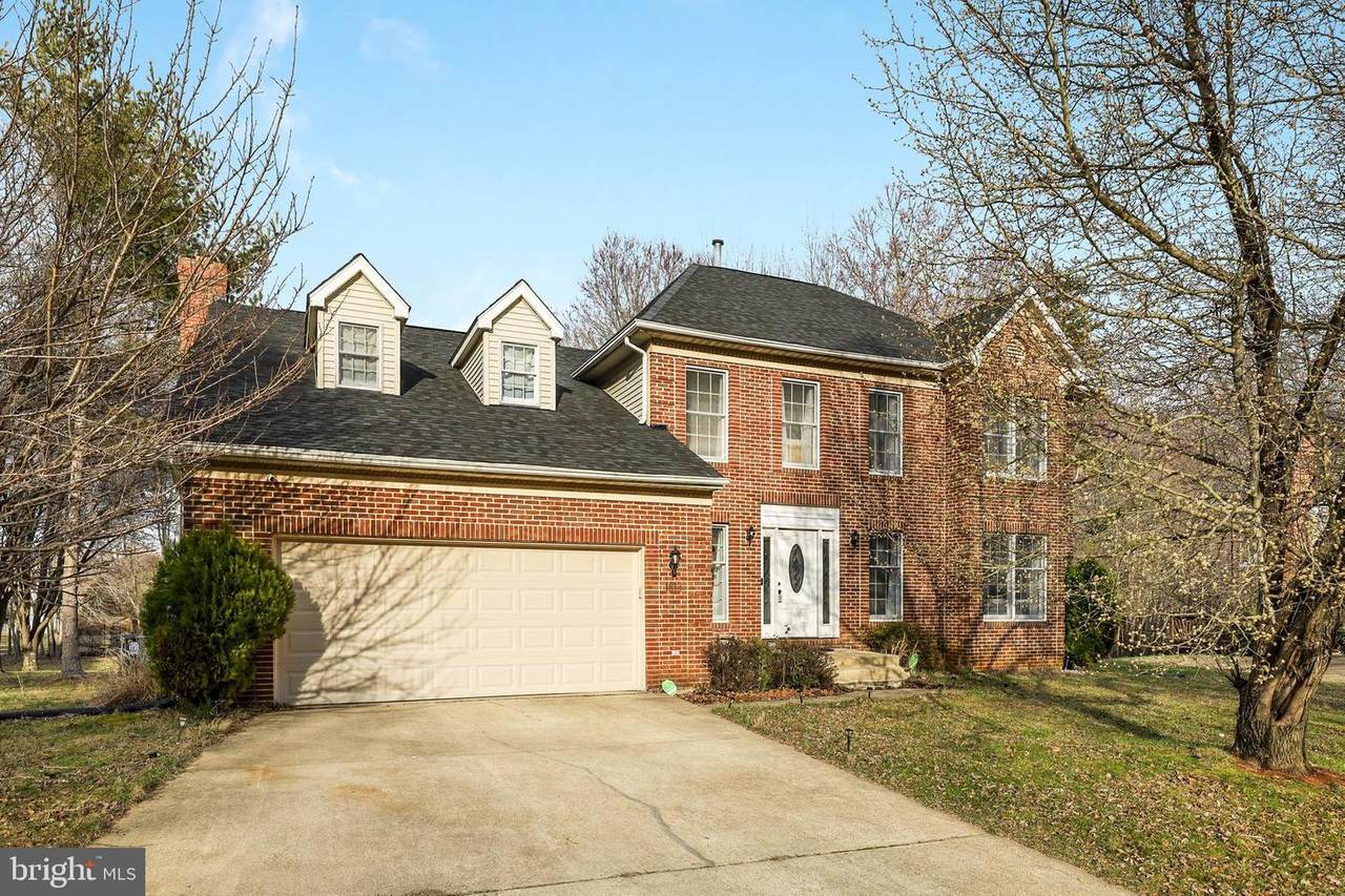 1813 Catherine Fran Drive - Photo 1