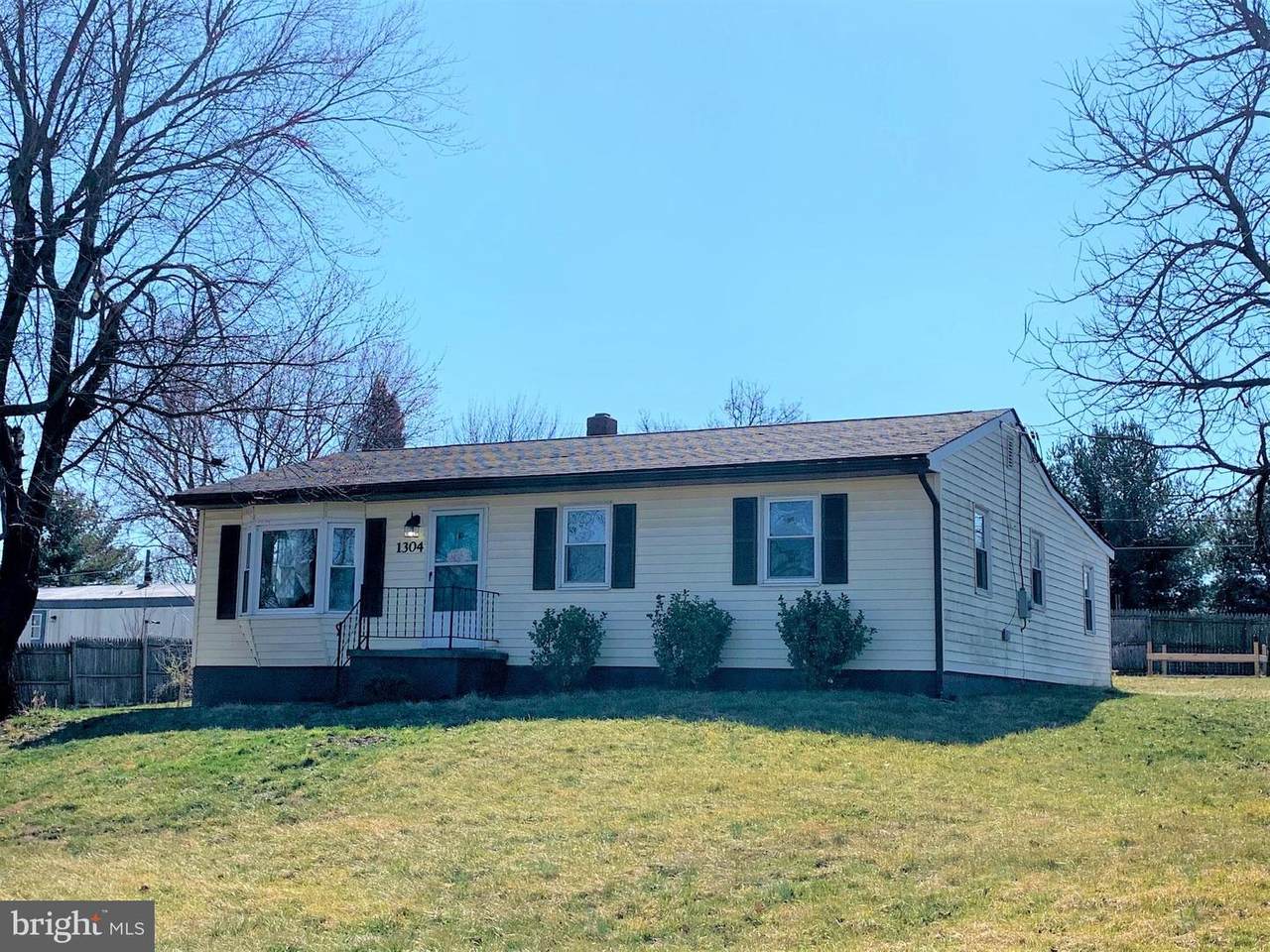 1304 Grapevine Road - Photo 1
