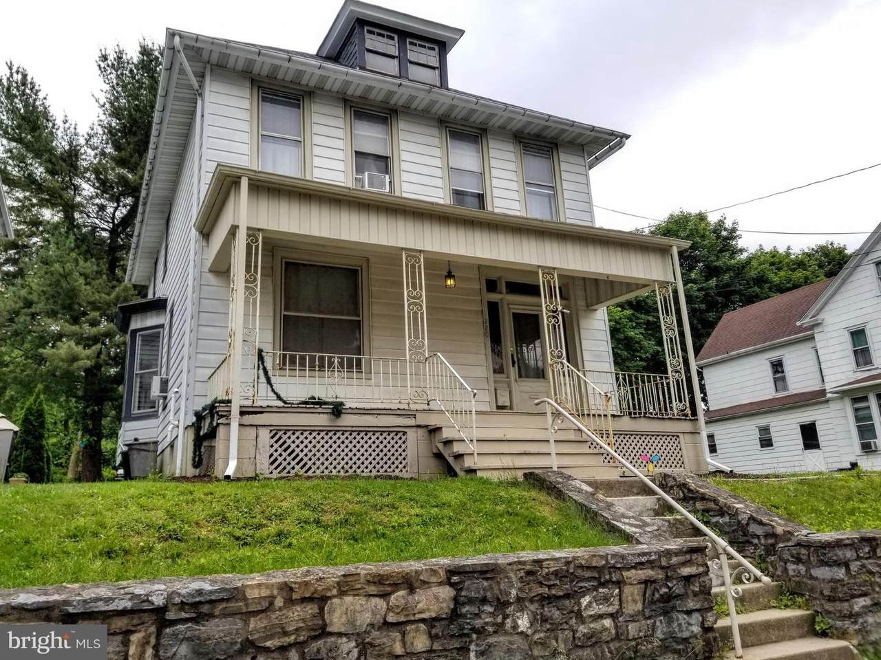 220 Philadelphia Avenue - Photo 1
