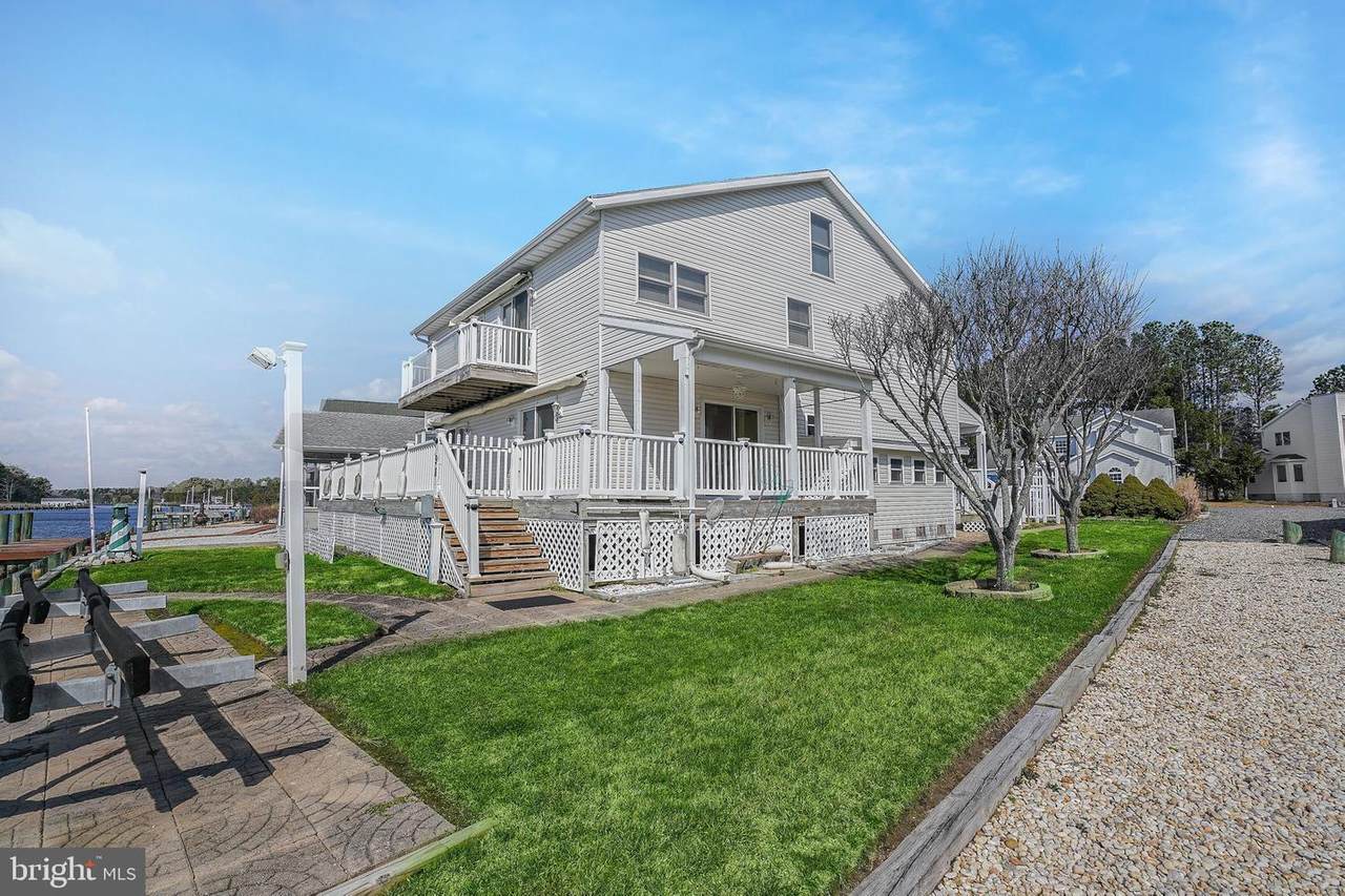 98 Watertown Road - Photo 1
