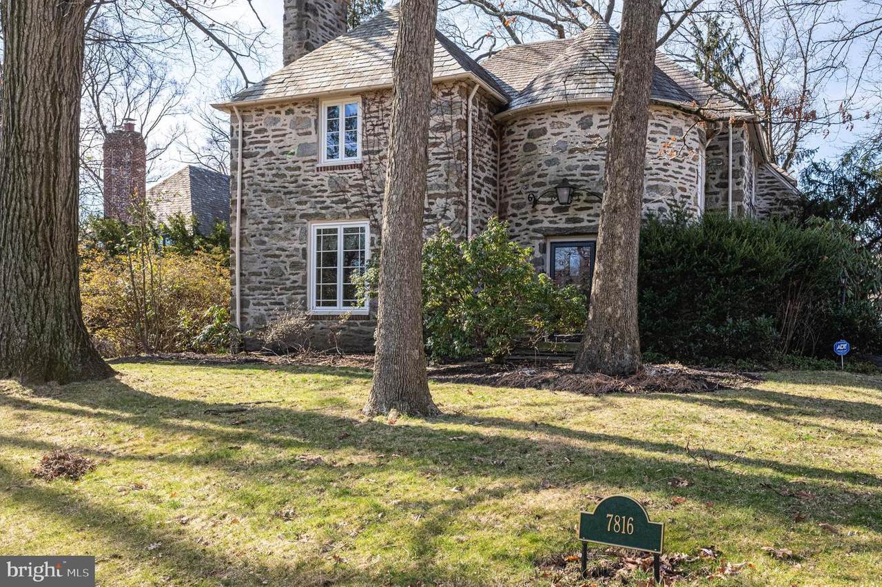 7816 Conwell Road - Photo 1