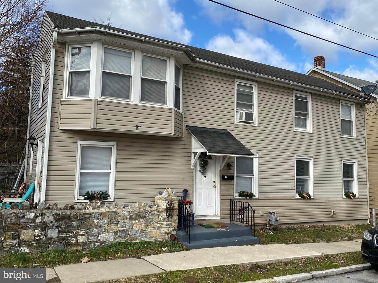 17 Highland Avenue - Photo 1