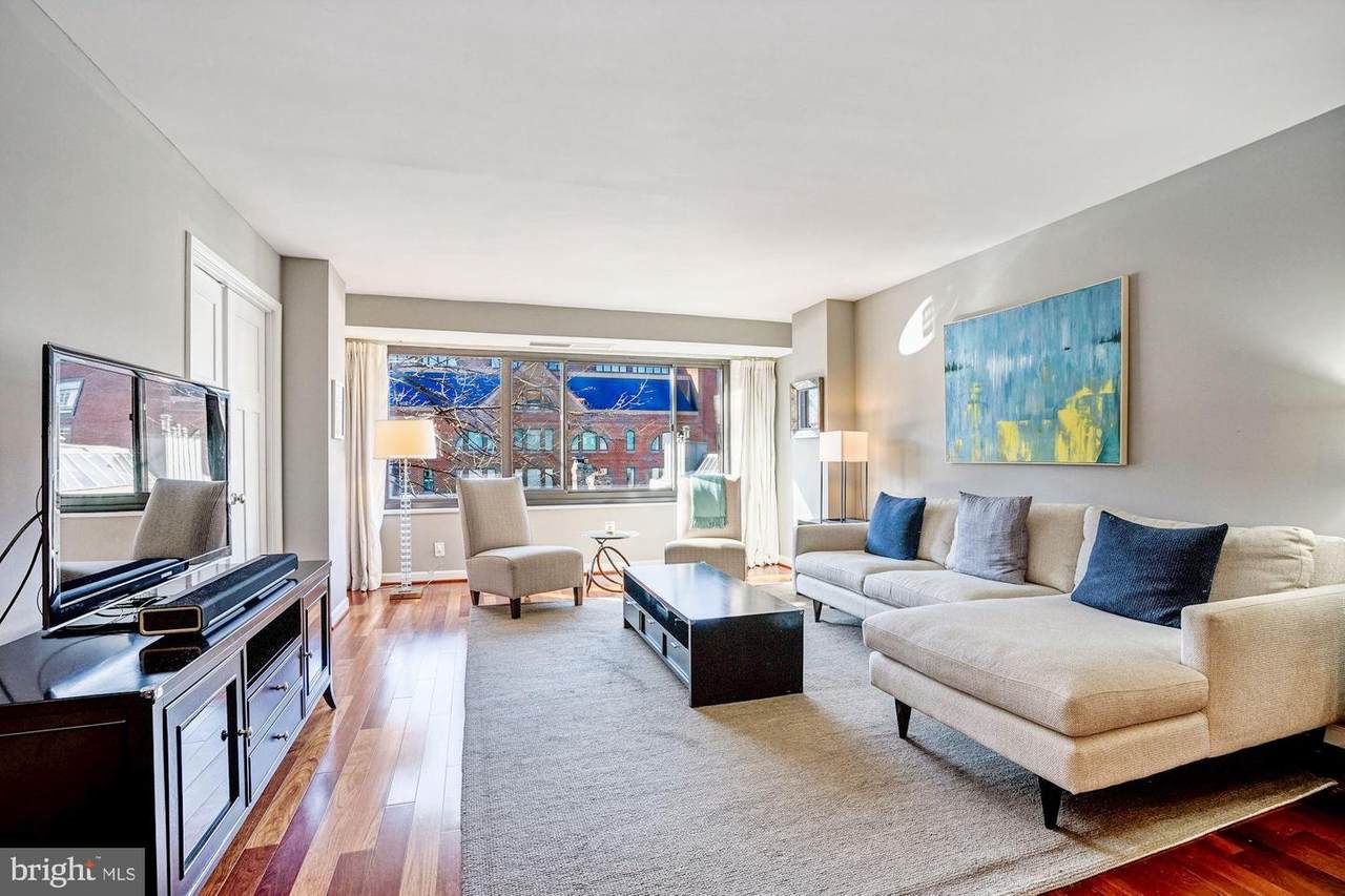 1077 30TH Street - Photo 1