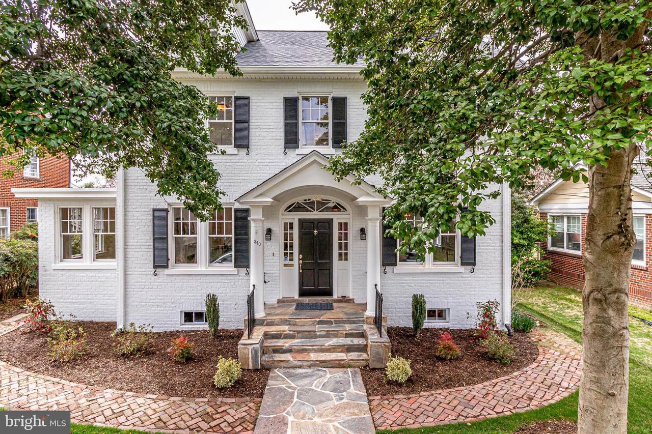 310 Park Road - Photo 1
