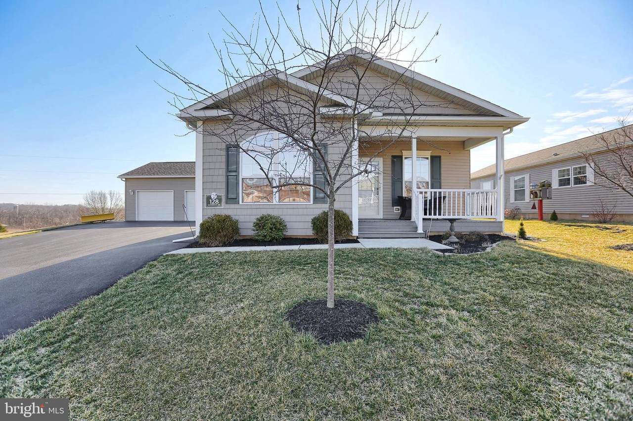 128 Glenridge Drive - Photo 1