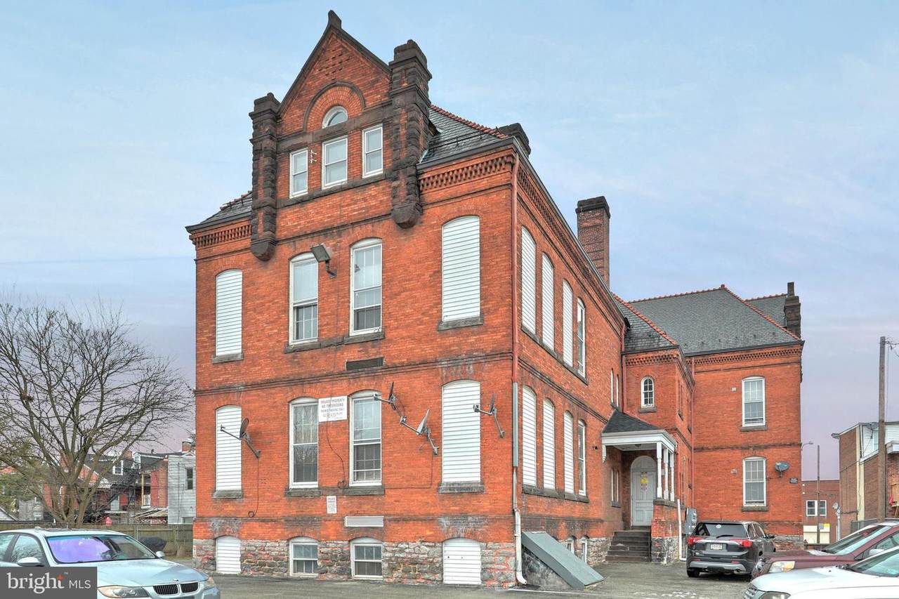 610 Philadelphia Street - Photo 1