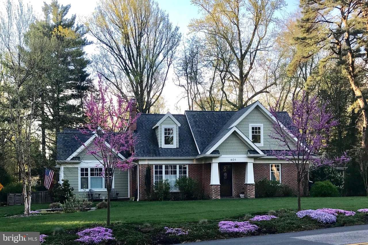 401 Riggs Avenue - Photo 1