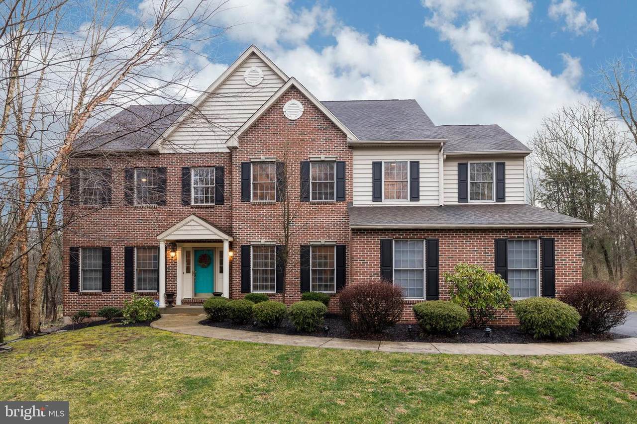 444 Kirsten Circle - Photo 1