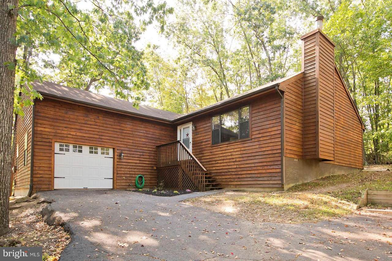 1218 Lakeview Drive - Photo 1