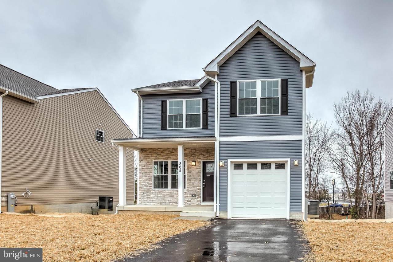 805 North Point Road - Photo 1