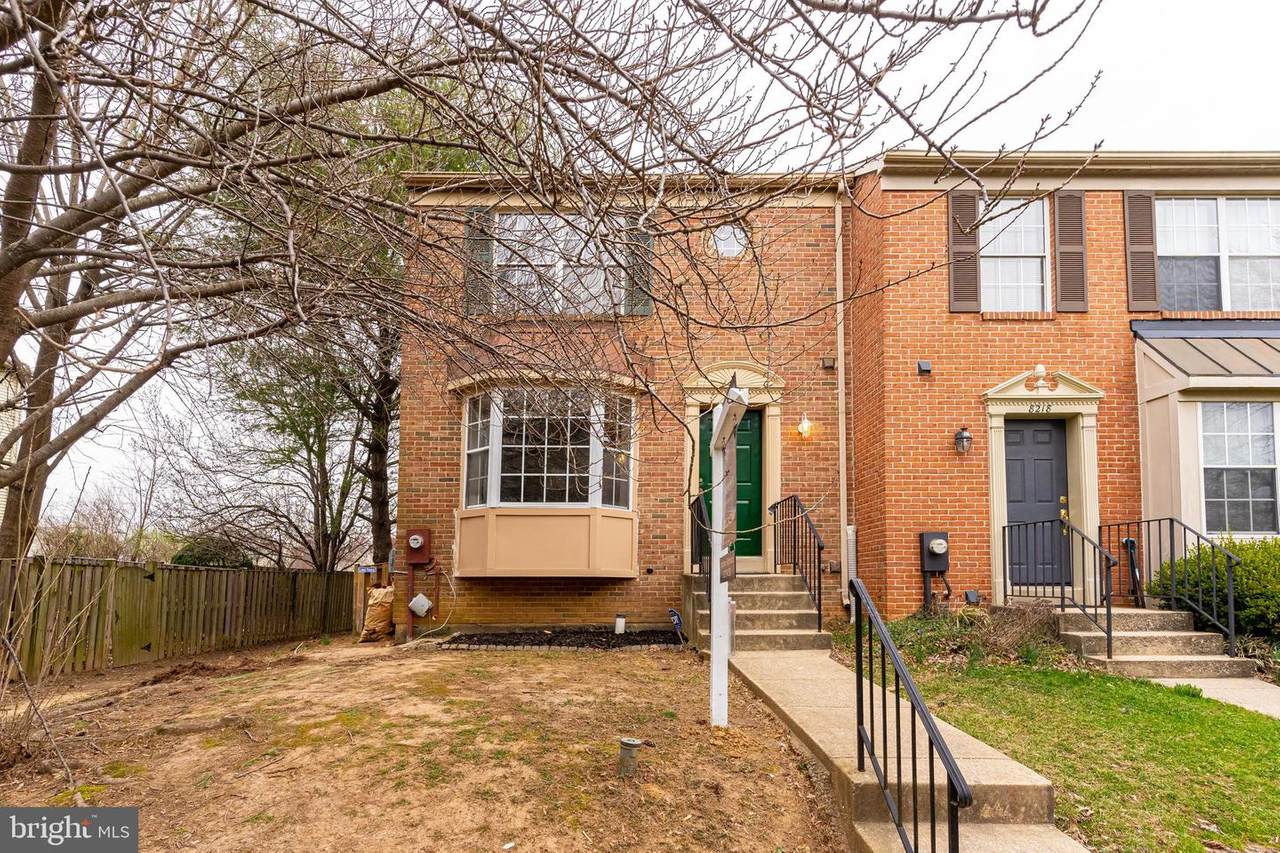 8220 Londonderry Court - Photo 1