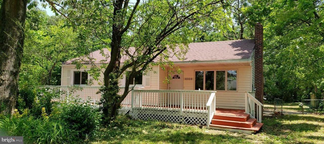 1009 Dock Street - Photo 1