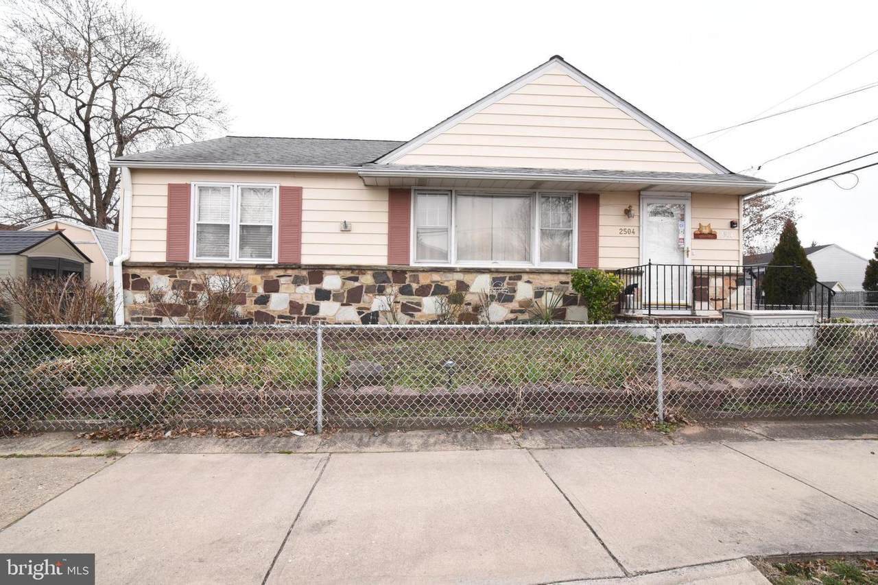 2504 Clinton Avenue - Photo 1