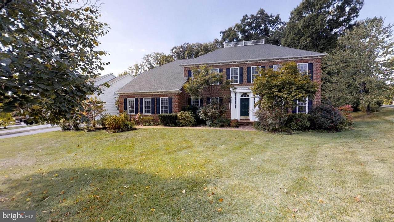 5010 Devin Green Lane - Photo 1