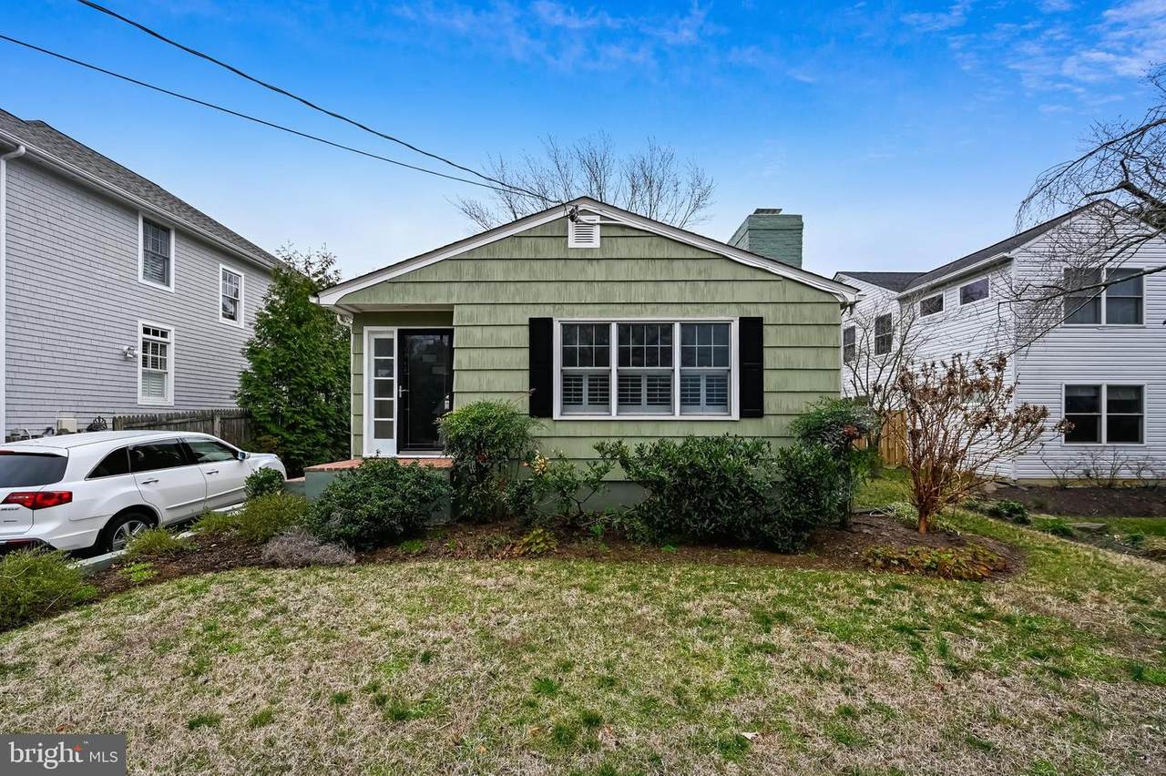 1115 Mitchell Street - Photo 1
