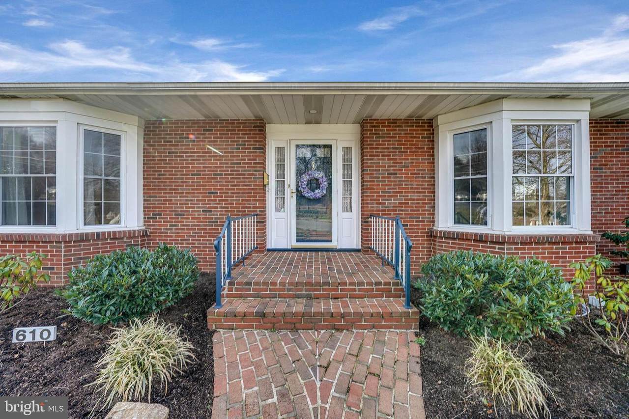610 Linden Street - Photo 1