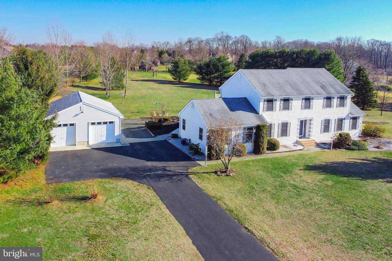 14 Stacey Drive - Photo 1