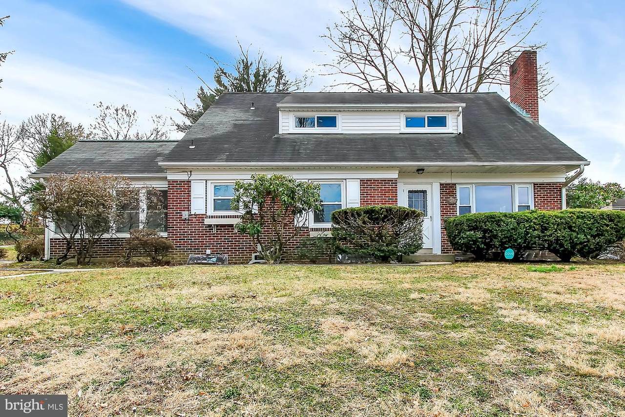 1400 Springside Drive - Photo 1