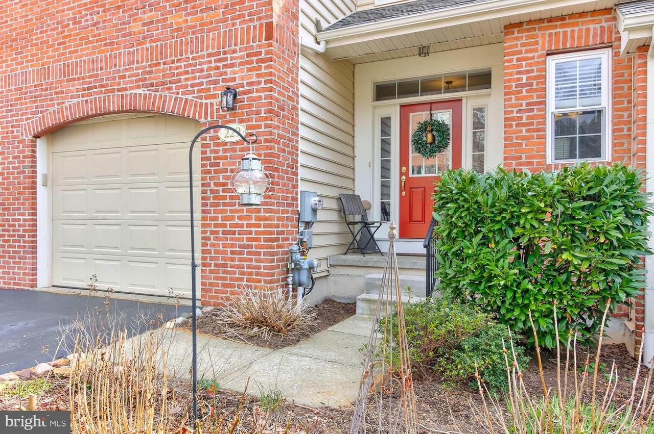 229 Cherry Lane - Photo 1
