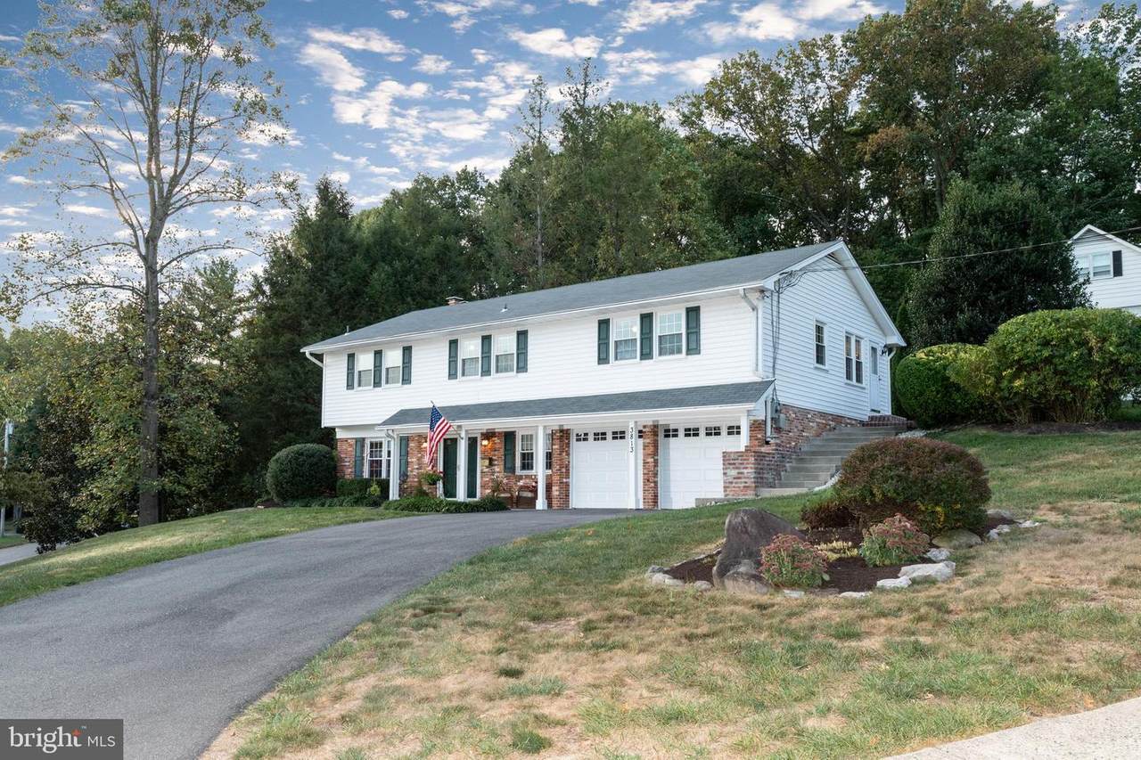 3813 King Arthur Road - Photo 1