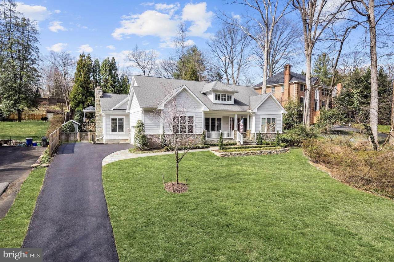 1902 Valleywood Road - Photo 1