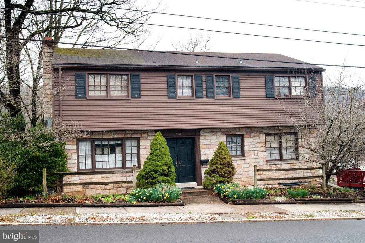 719 Washington Street - Photo 1