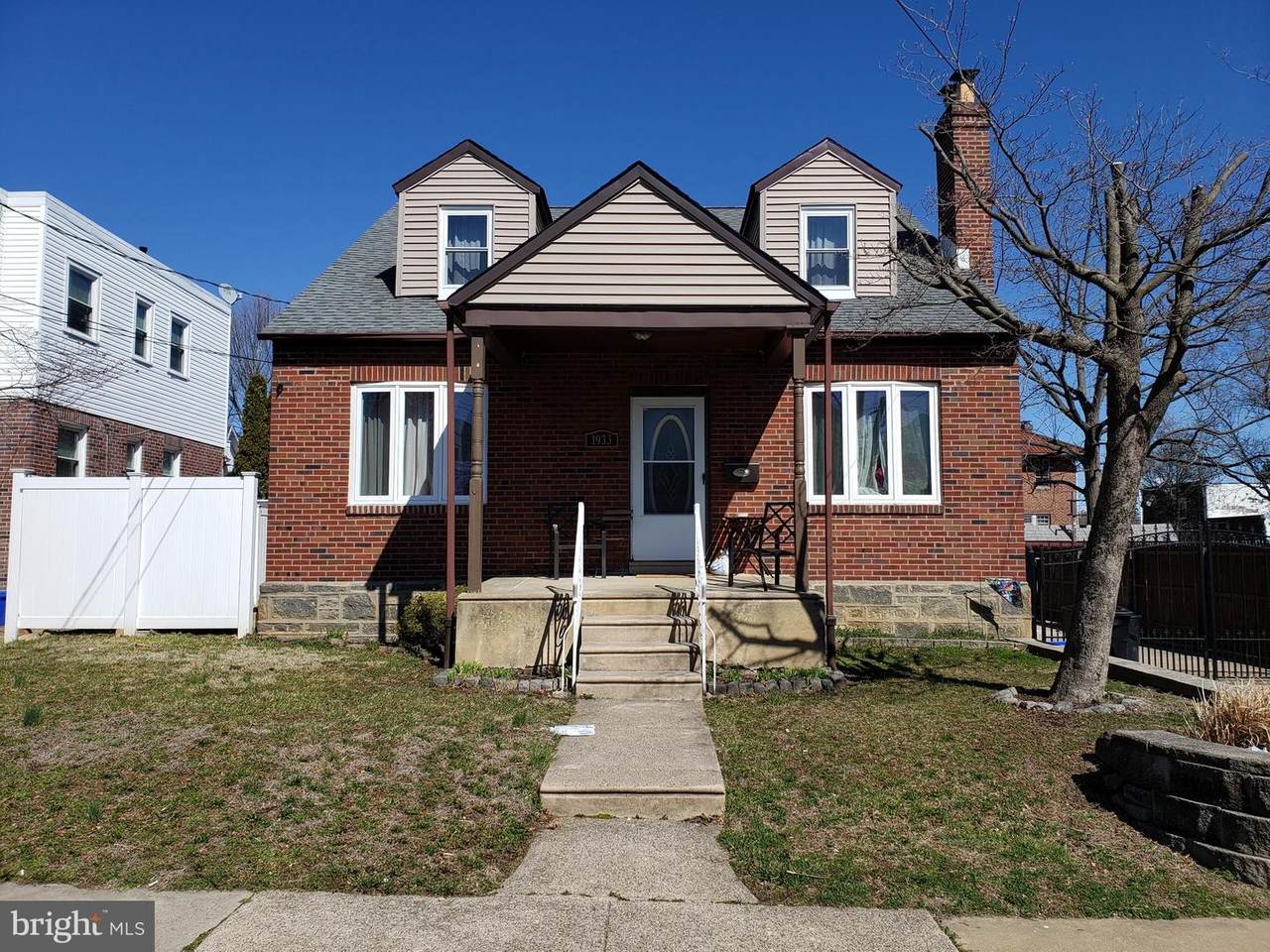 1933 Stanwood Street - Photo 1