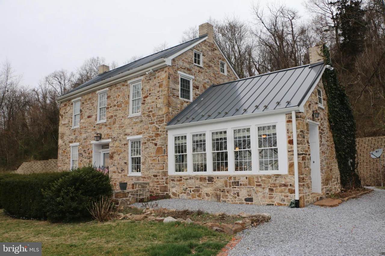 11614 National Pike - Photo 1