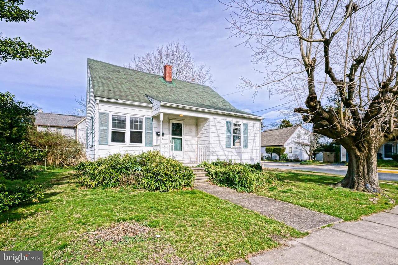110 Adams Avenue - Photo 1