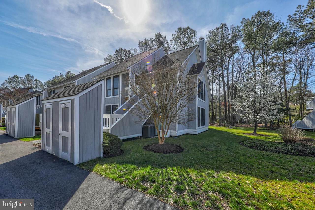 39268 Evergreen Way - Photo 1