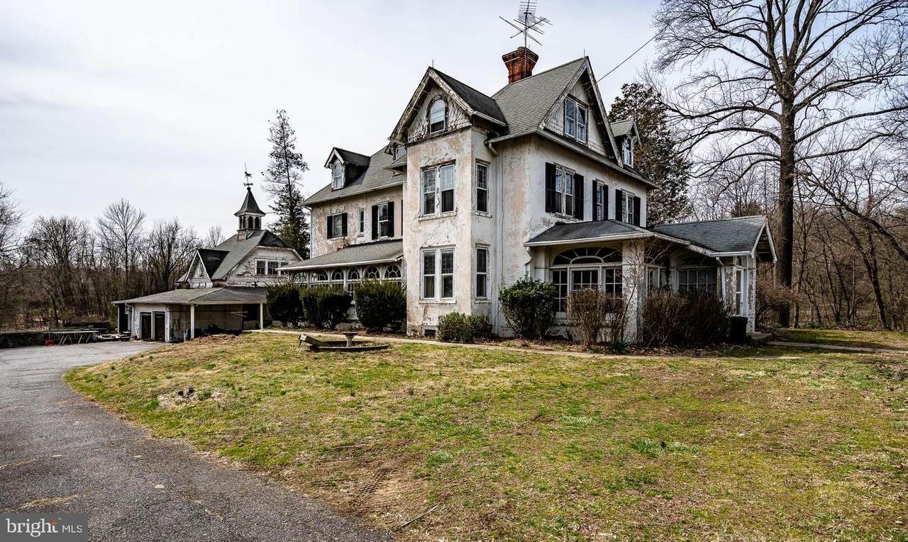 684 Concord Road - Photo 1