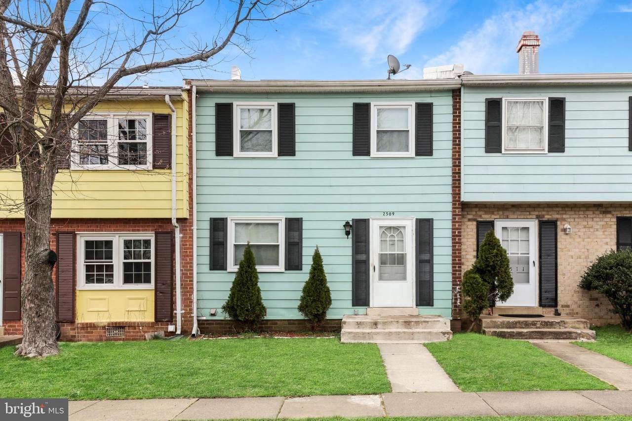 2509 Sedgewick Place - Photo 1