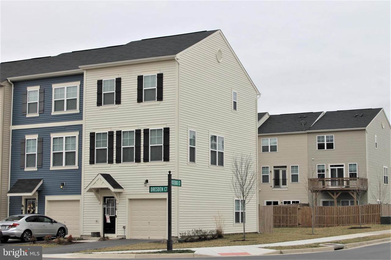 110 Dresden Court - Photo 1