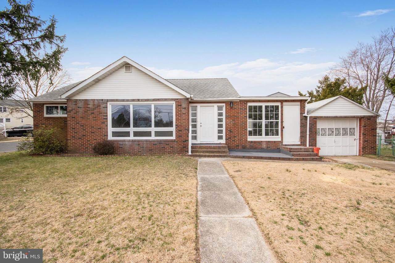 120 Cedar Avenue - Photo 1